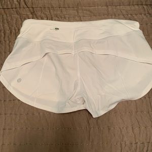 Speed short size 4 LuluLemon